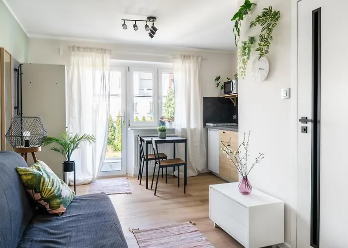 Novinea Noclegi Z Balkonem I Ogrodem