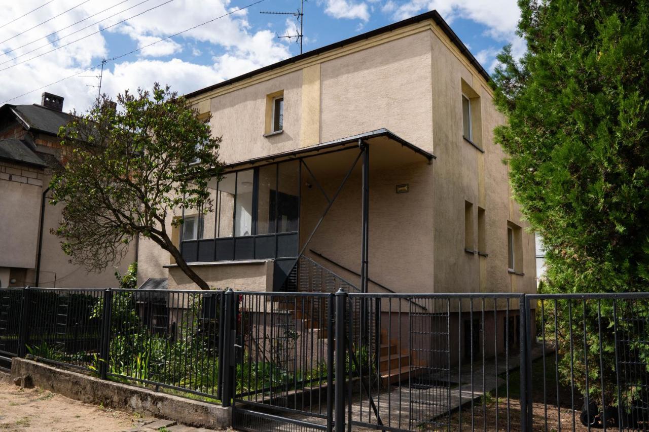 Apartment Novinea Z Balkonem I Ogrodem Poznan
