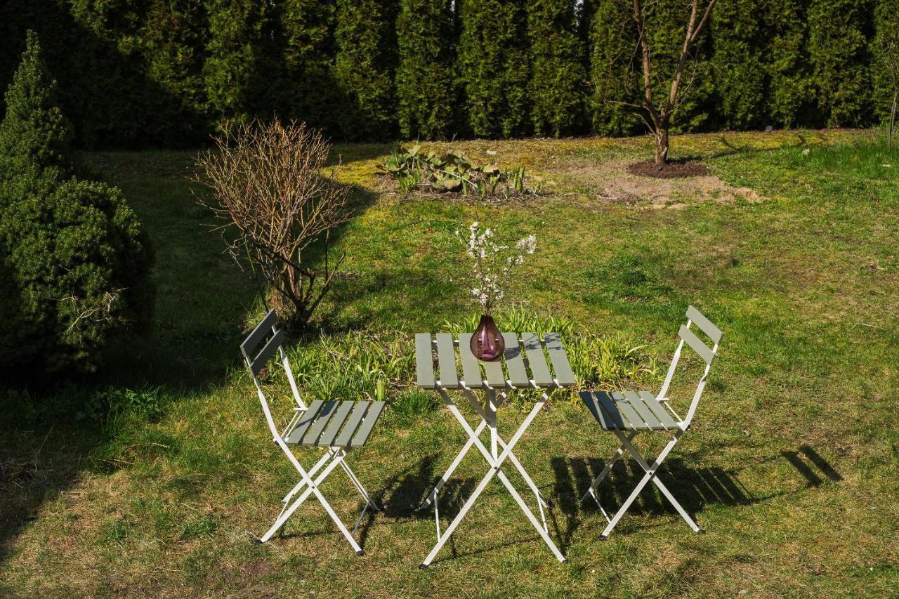 Novinea Z Balkonem I Ogrodem Poznan